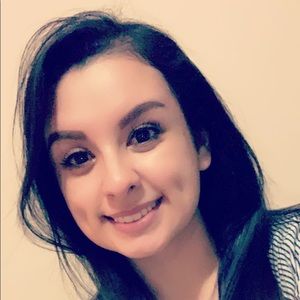 Meet your Posher, Marissa